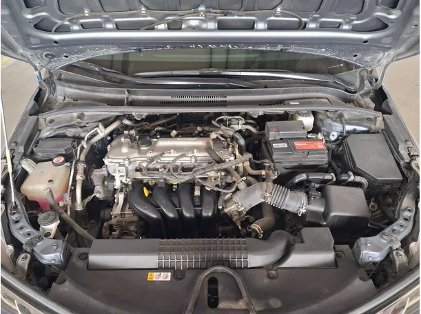 Car image 19