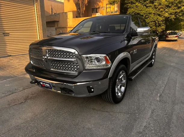 2017 رام 1500 في الرياض