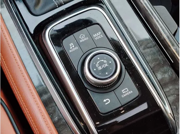 Car image 22