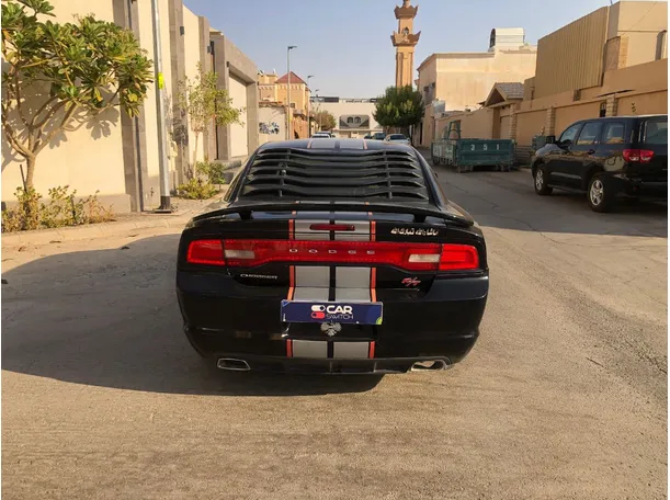 Car image 6