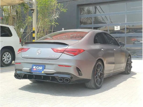 Car image 5