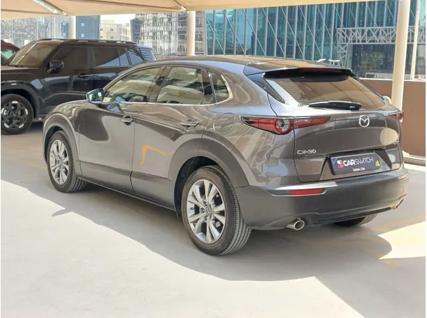 Car image 7