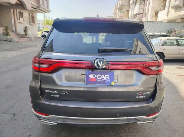 Car image 6