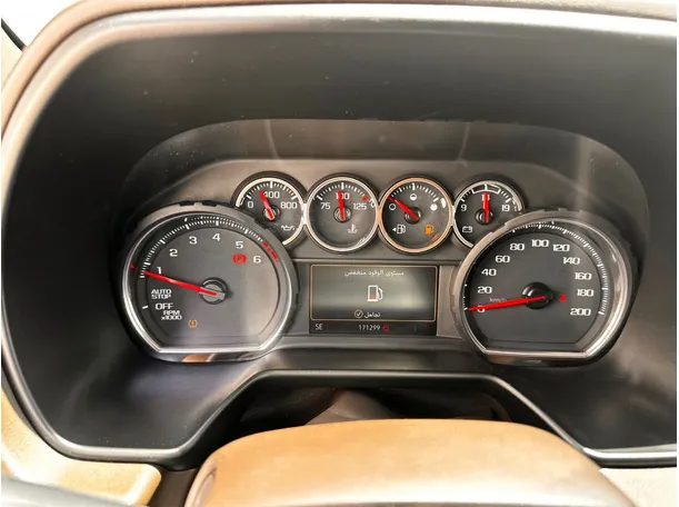 Car image 20