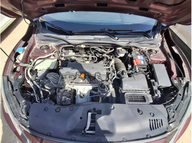Car image 19