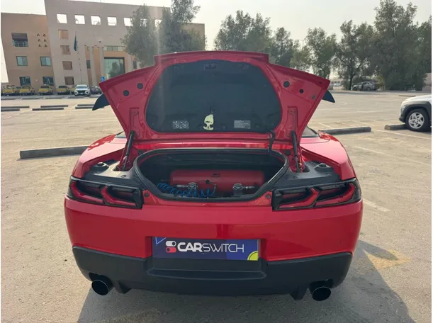 Car image 19