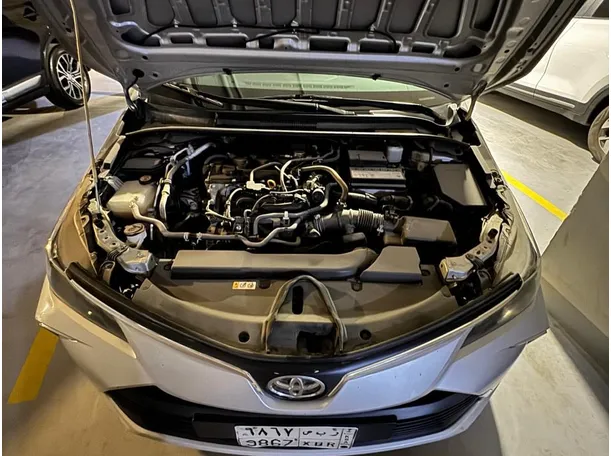 Car image 8