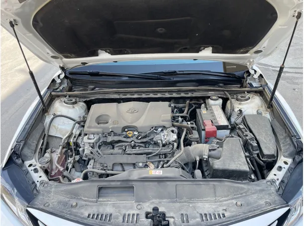 Car image 26