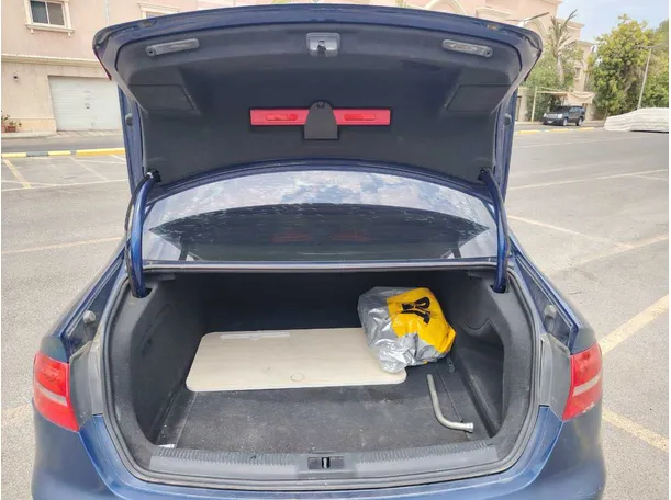 Car image 22