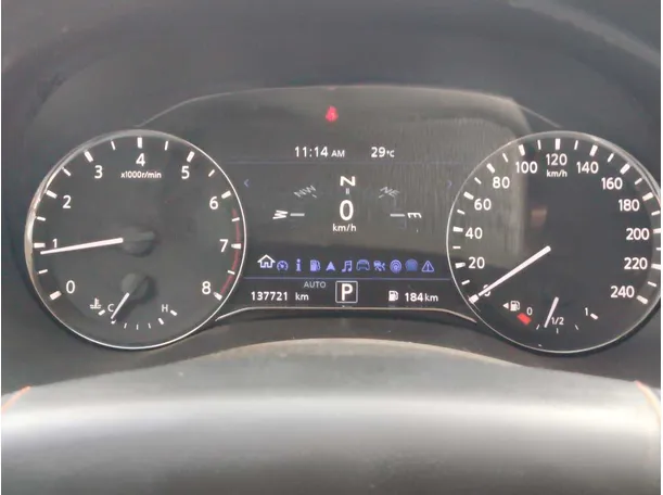 Car image 24