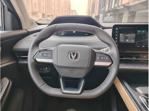 Car image 21