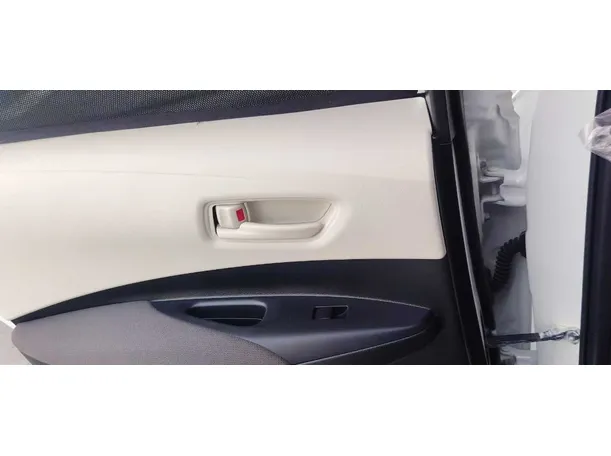 Car image 31