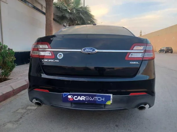 Car image 6