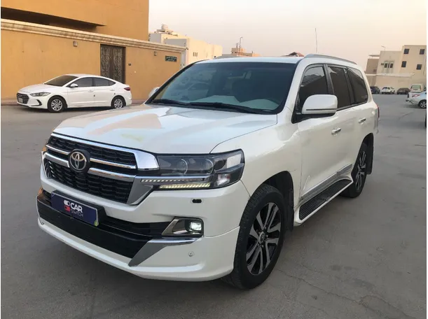 2019 Toyota Land Cruiser in KSA
