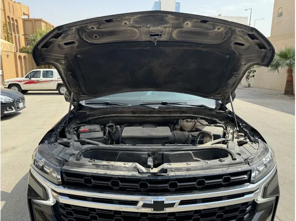 Car image 22
