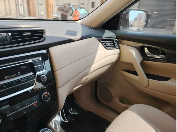 Car image 38