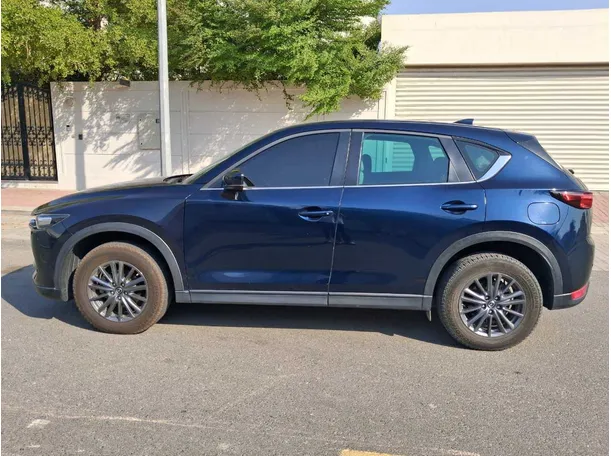 Car image 8