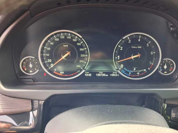 Car image 21