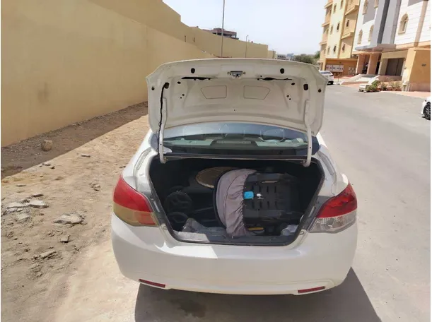 Car image 31