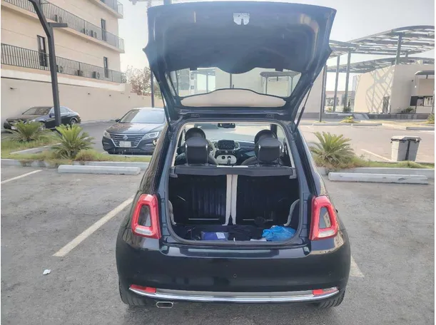 Car image 26