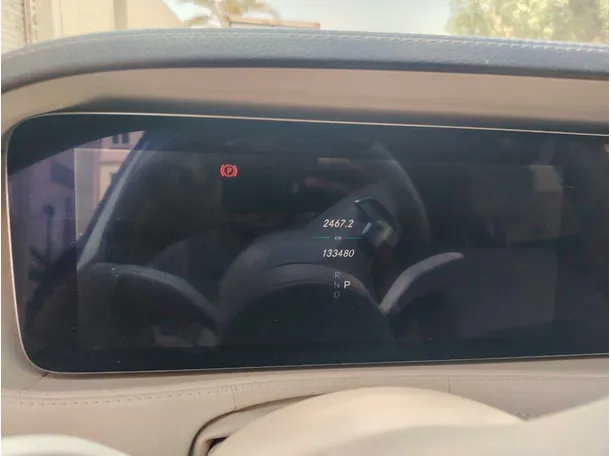 Car image 27