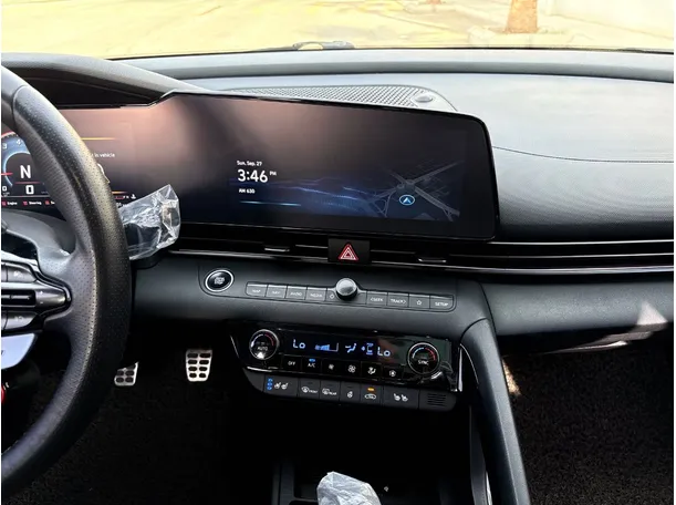 Car image 20