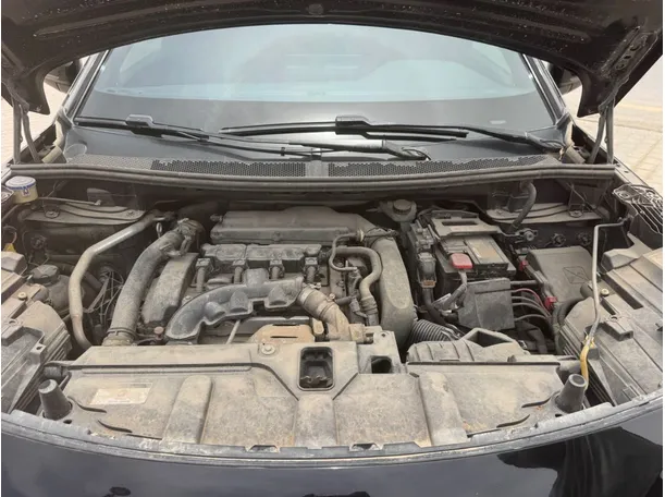 Car image 24