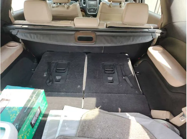 Car image 33