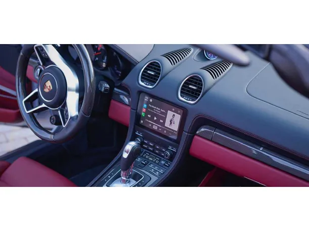 Car image 8