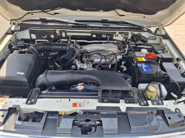 Car image 24