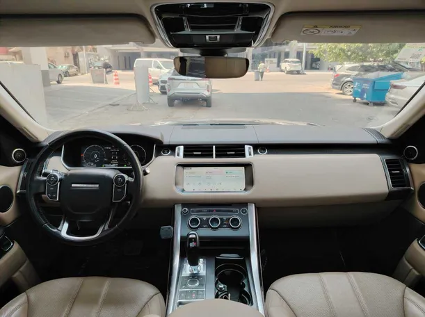 Car image 20