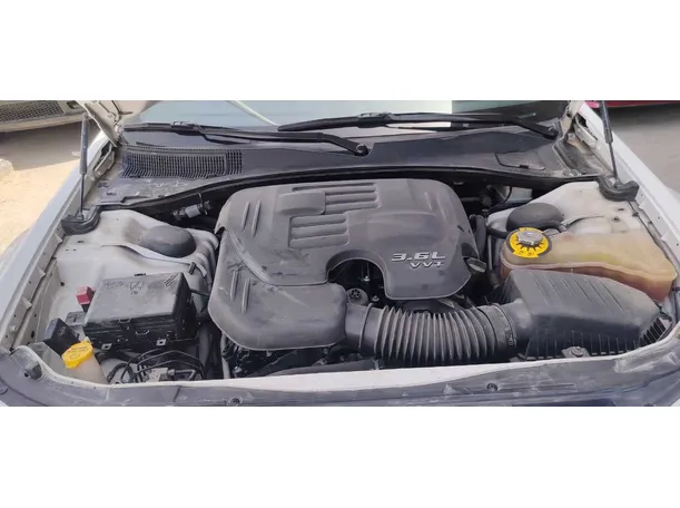 Car image 36
