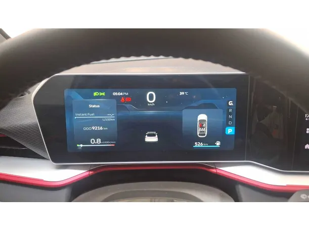 Car image 19