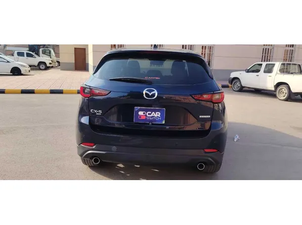 Car image 6