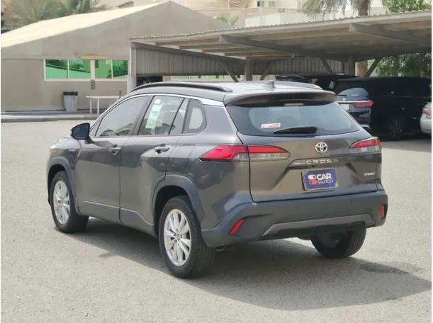 Car image 7
