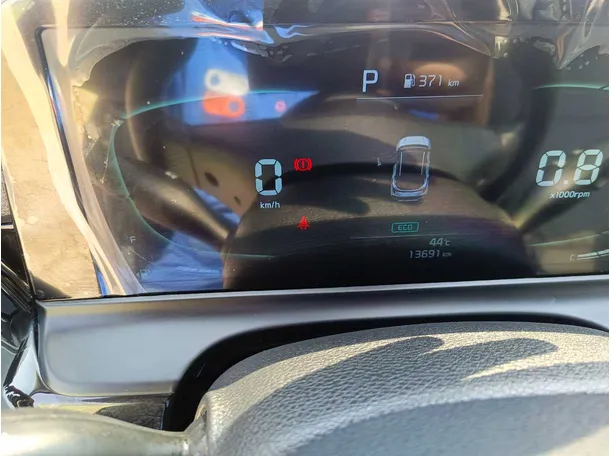 Car image 27