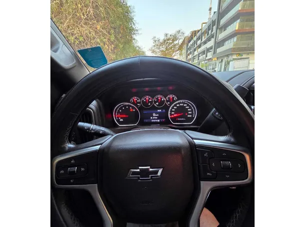 Car image 20