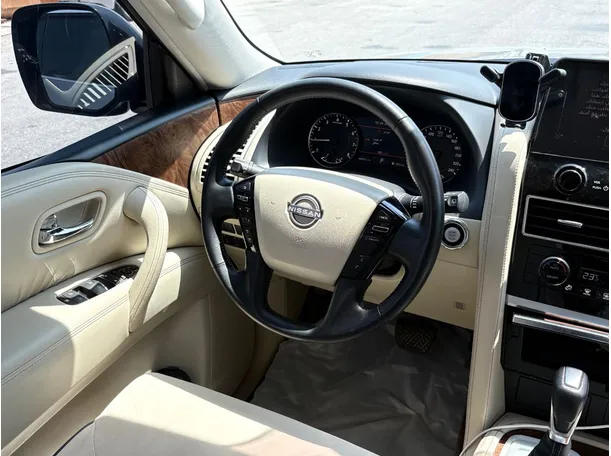 Car image 22