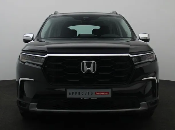 Car image 10