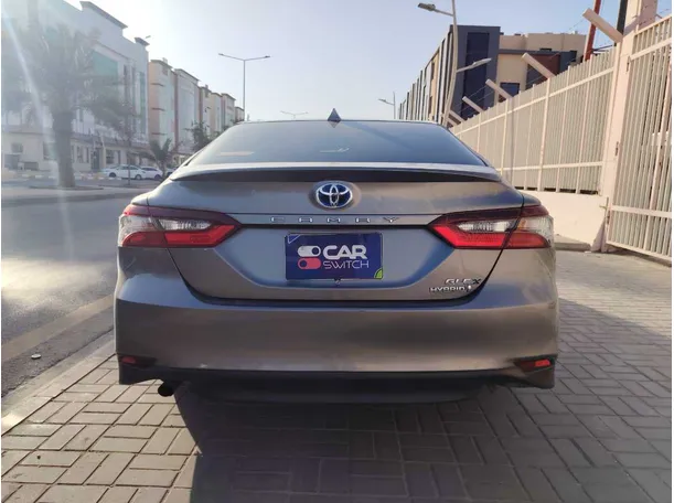 Car image 6
