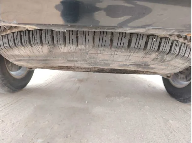 Car image 46