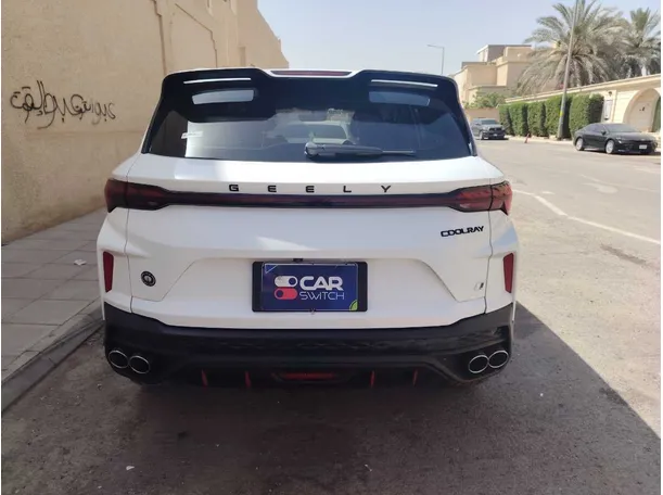 Car image 6