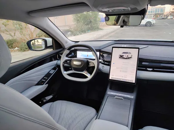 Car image 22