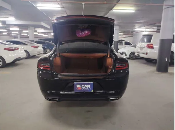 Car image 22