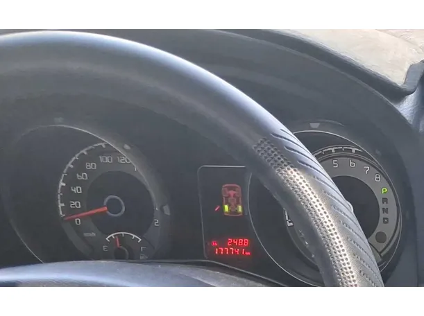 Car image 20