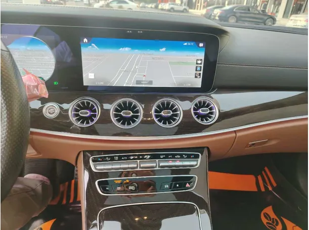Car image 25