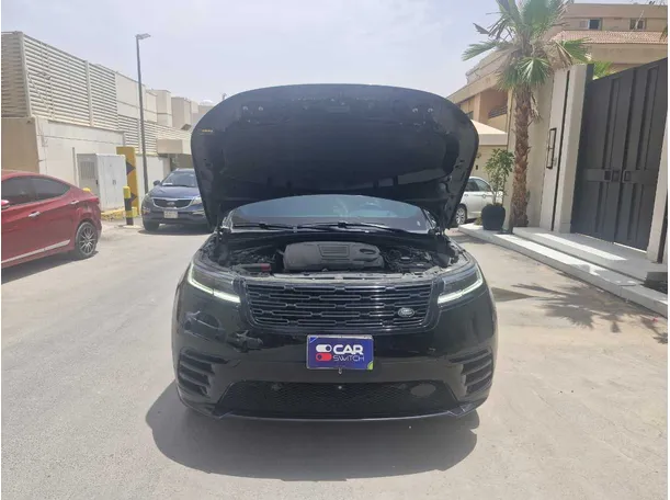 Car image 25