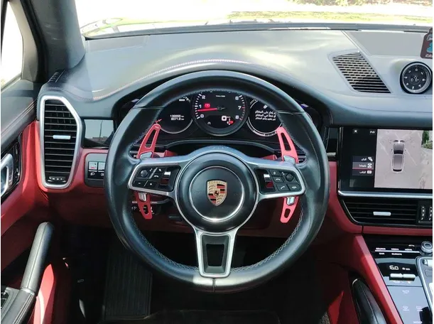 Car image 24