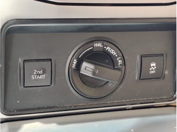 Car image 23