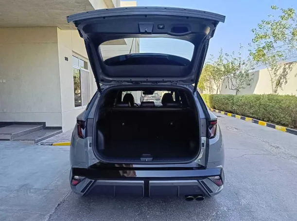 Car image 28